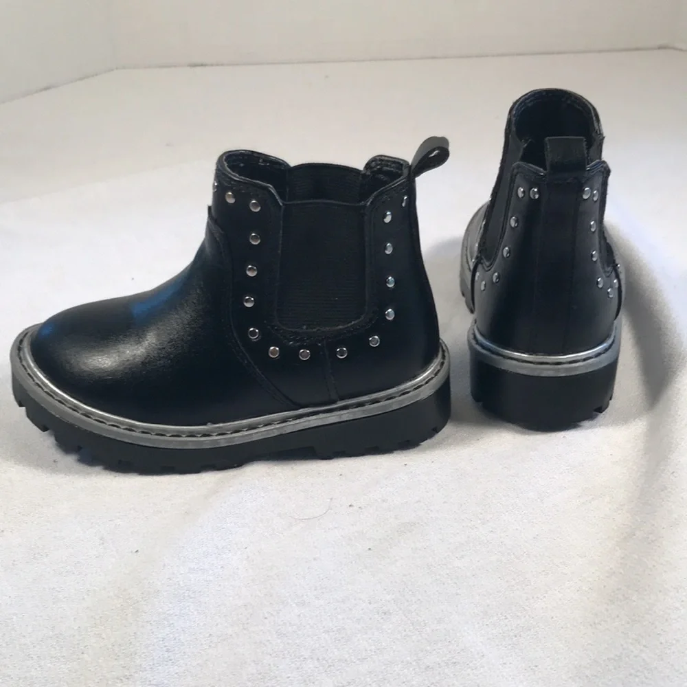 Wonder Nation Girls Black Vegan Studded Chelsea Fashion Lug Boots